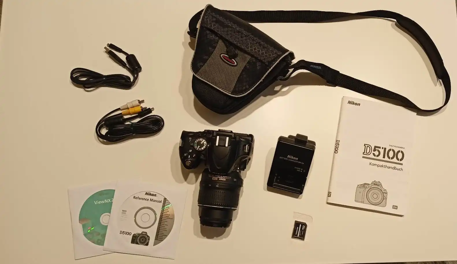 Sprzedam Aparat Nikon D5100 W Idealnym Stanie